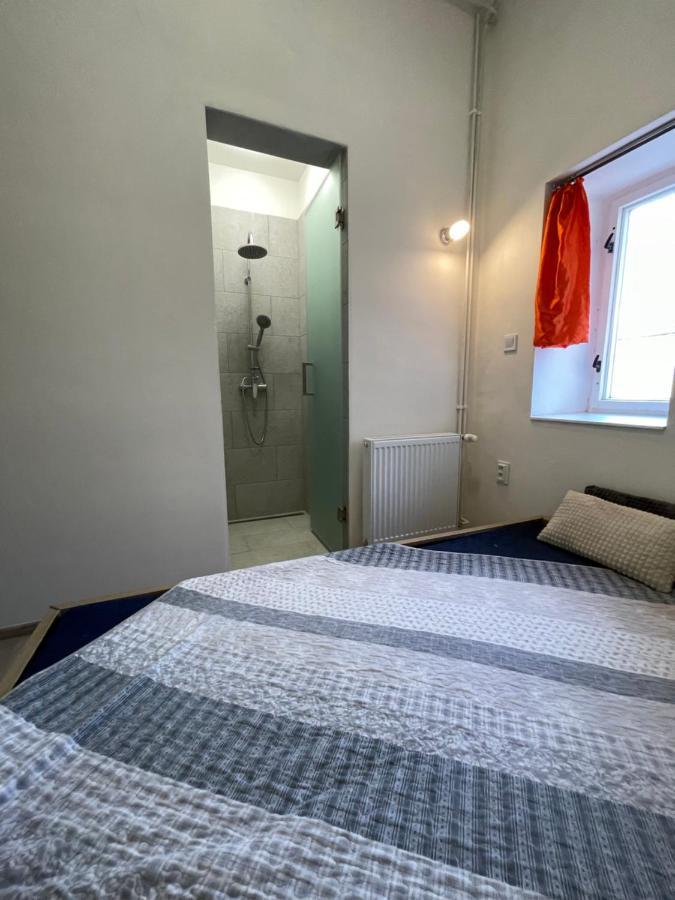 Red&Black Apartment City Centr, Na Hradbach 118 Οστράβα Εξωτερικό φωτογραφία
