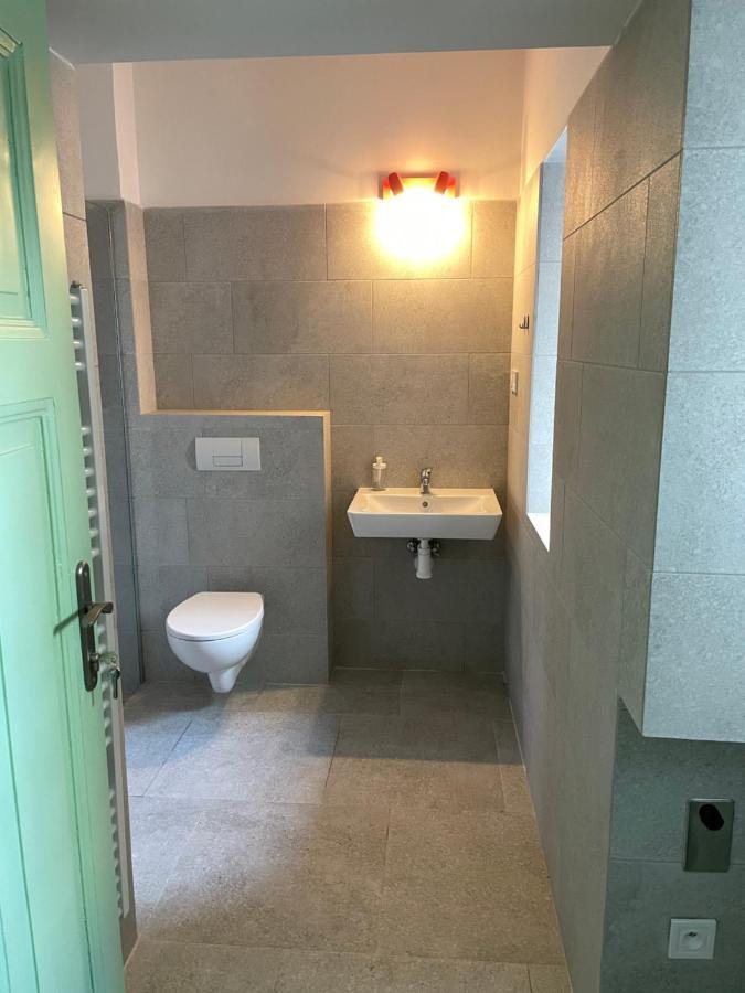 Red&Black Apartment City Centr, Na Hradbach 118 Οστράβα Εξωτερικό φωτογραφία